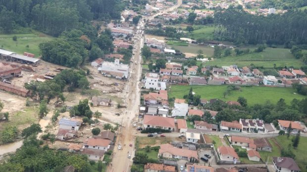 chuvas_fortes_no_alto_vale_do_itajai_20201217_1085490255.jpeg