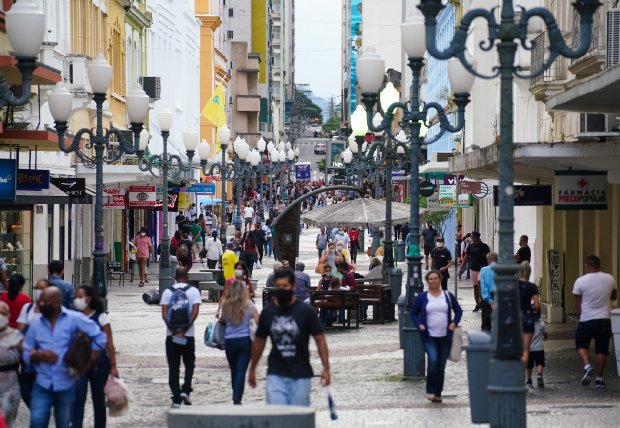 comercio_movimento_rua.jpg